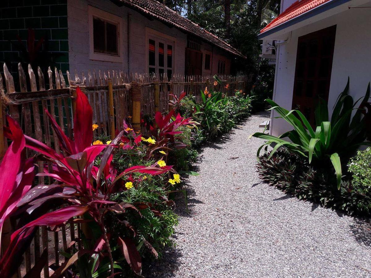 The Villa Varkala Exteriér fotografie